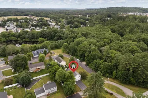 7 Amanda Street Rochester NH 03867