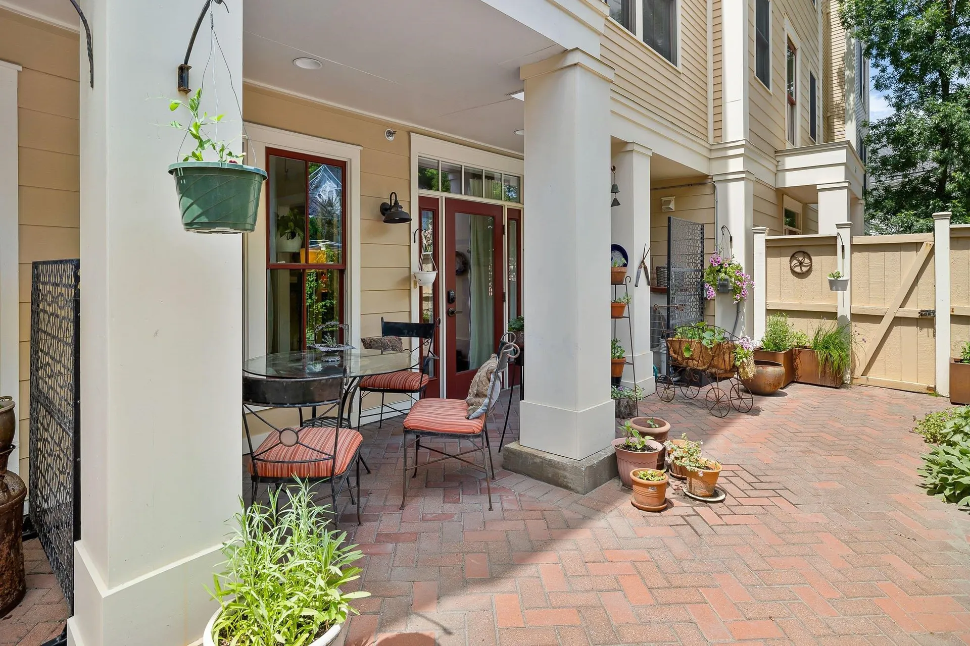 162 South Main Street Stowe VT 05672