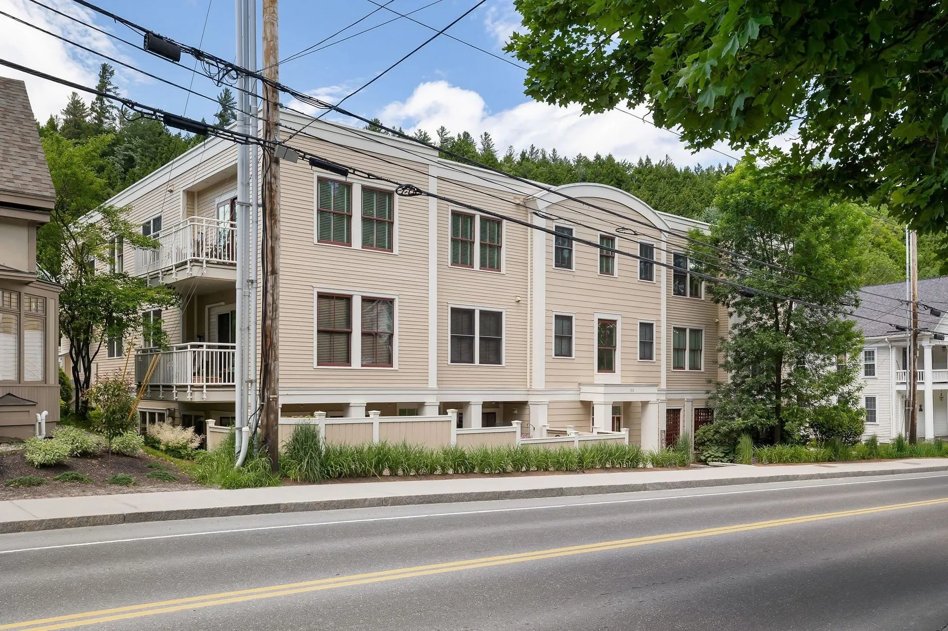162 South Main Street Stowe VT 05672