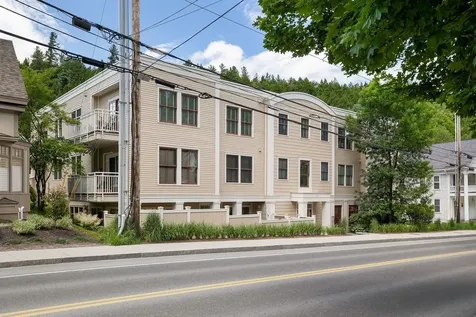 162 South Main Street Stowe VT 05672