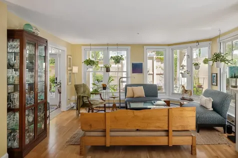 162 South Main Street Stowe VT 05672