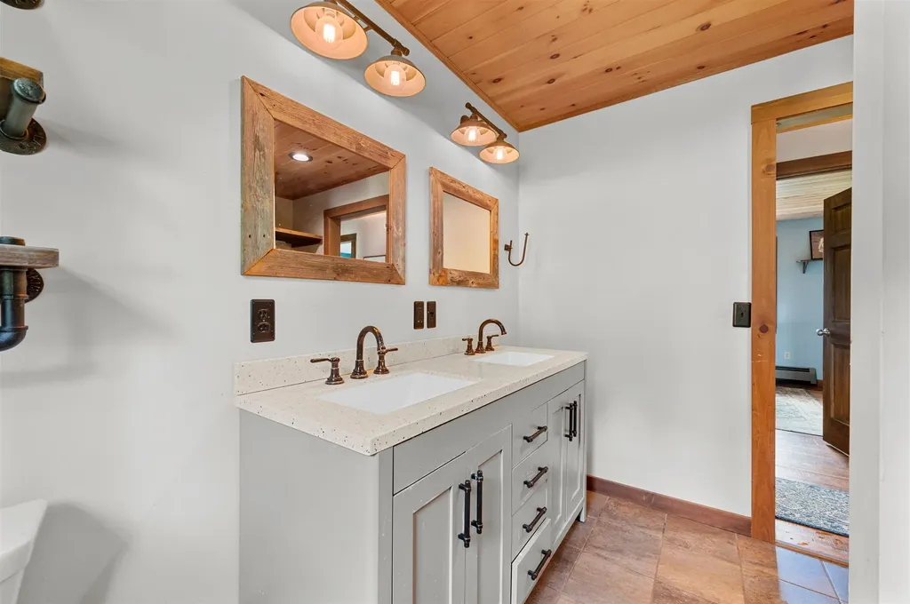 2829 Fish Hill Road Randolph VT 05060