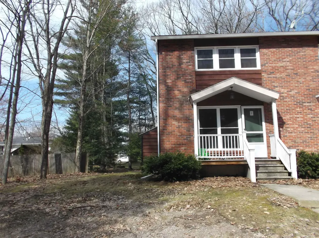 124-2 Sand Hill Road Essex VT 05452