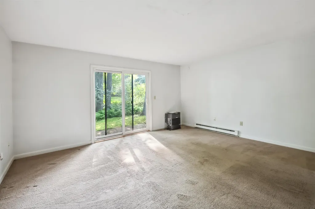 239 Twin Oaks Terrace South Burlington VT 05403