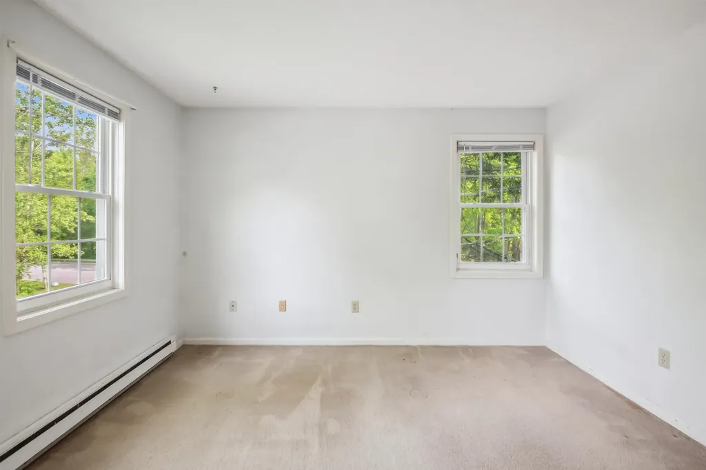 239 Twin Oaks Terrace South Burlington VT 05403