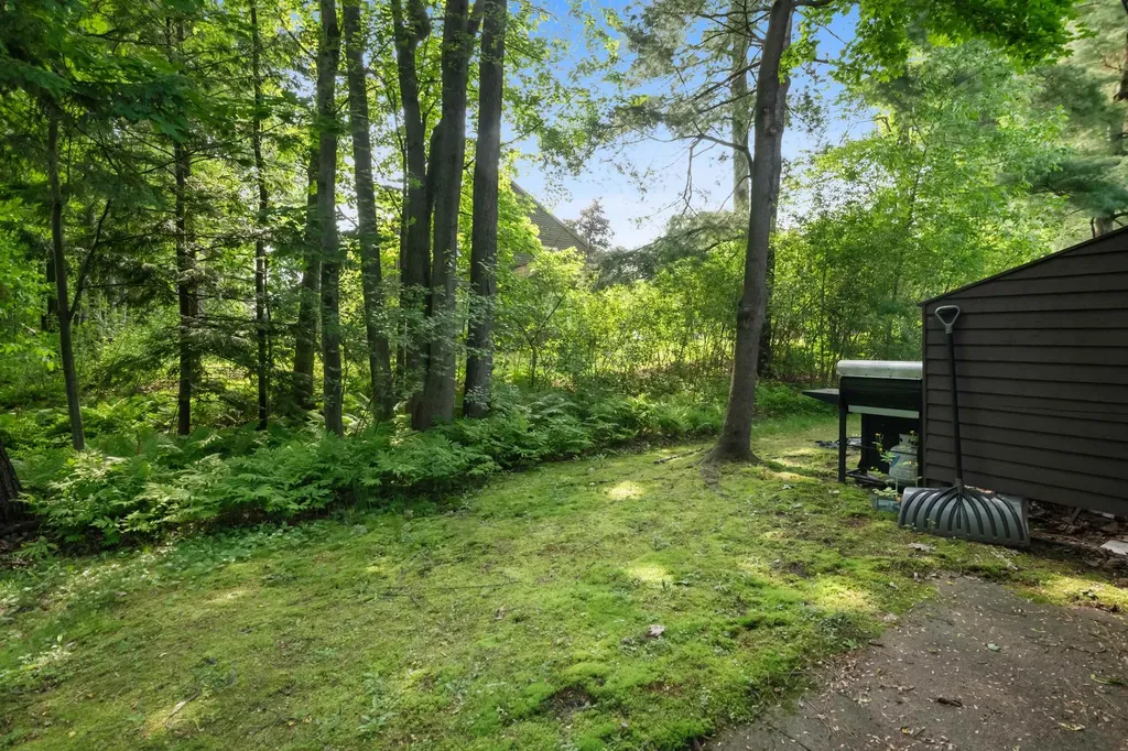 239 Twin Oaks Terrace South Burlington VT 05403