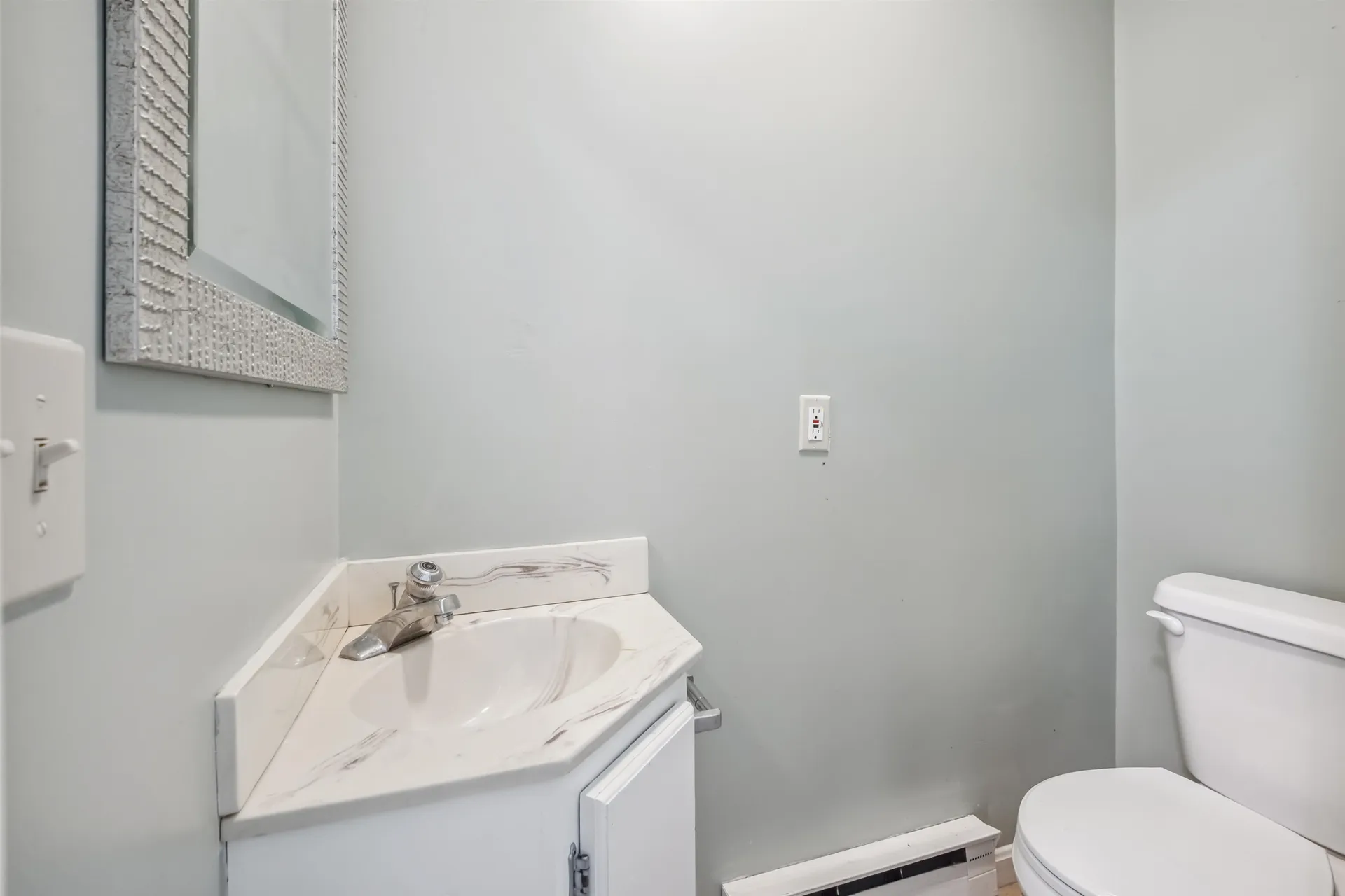 239 Twin Oaks Terrace South Burlington VT 05403