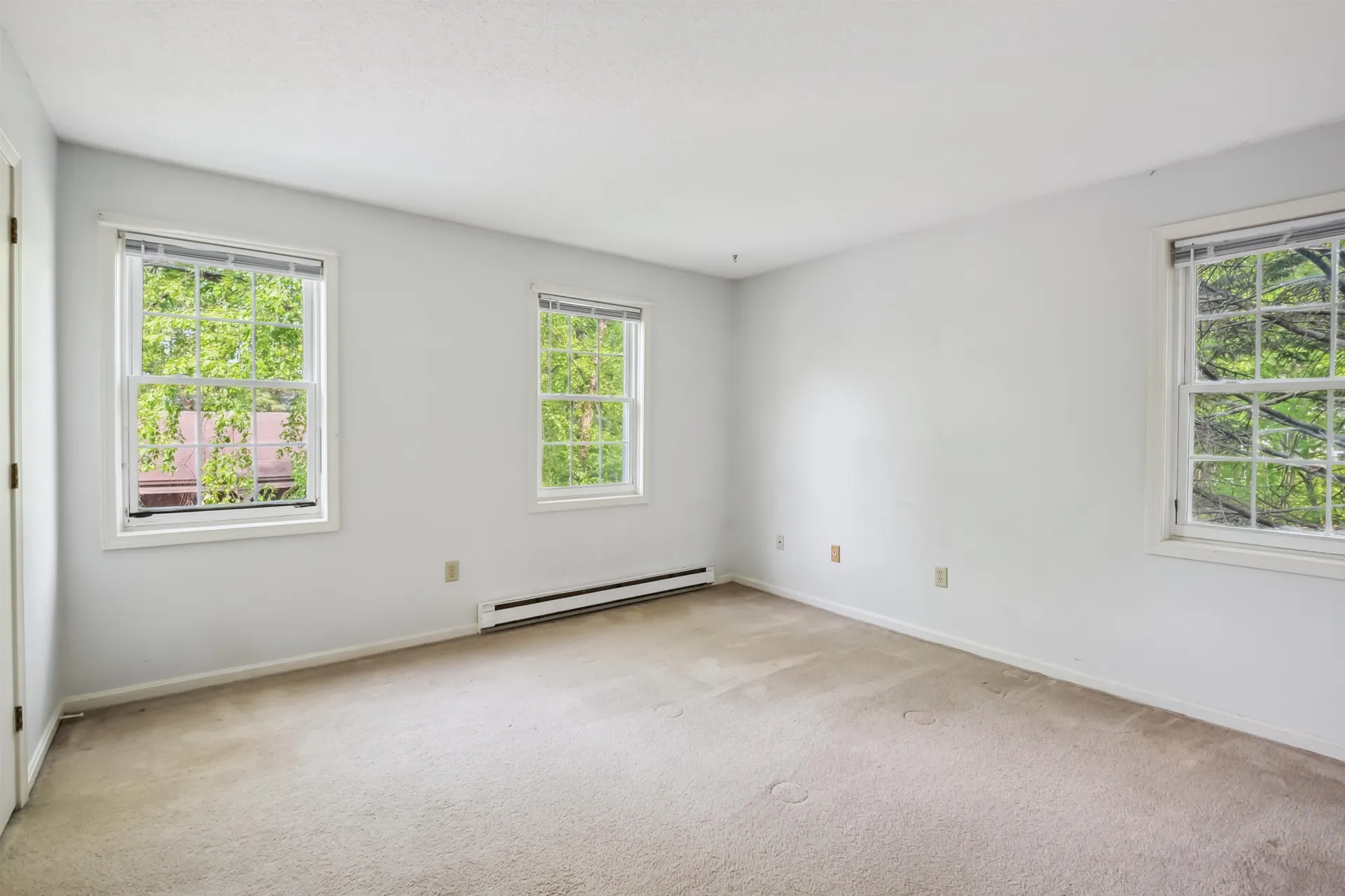 239 Twin Oaks Terrace South Burlington VT 05403