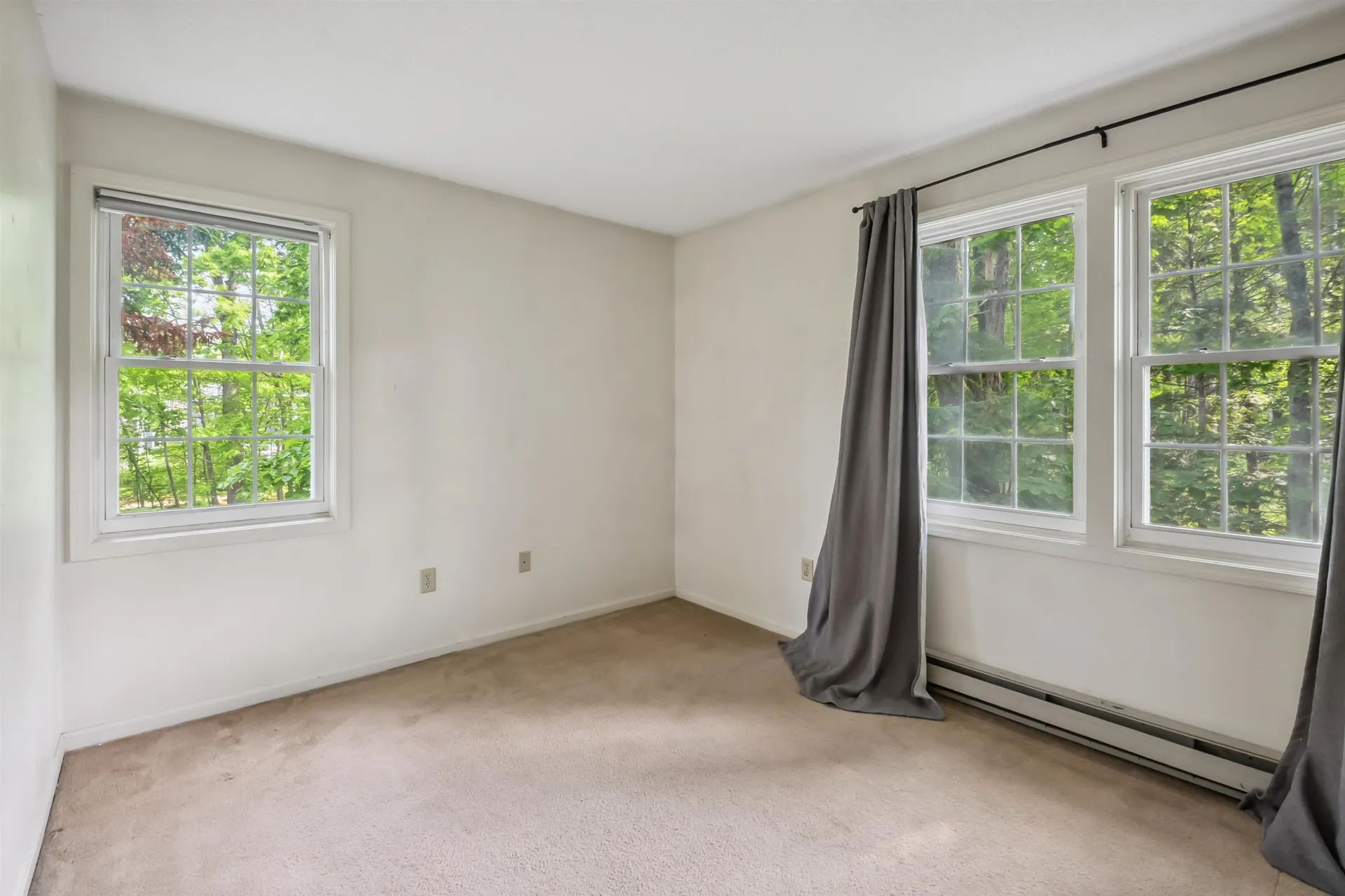 239 Twin Oaks Terrace South Burlington VT 05403