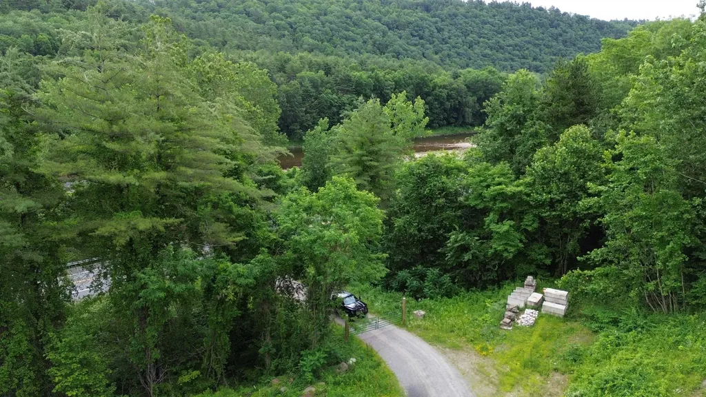 680 West River Road Brattleboro VT 05301