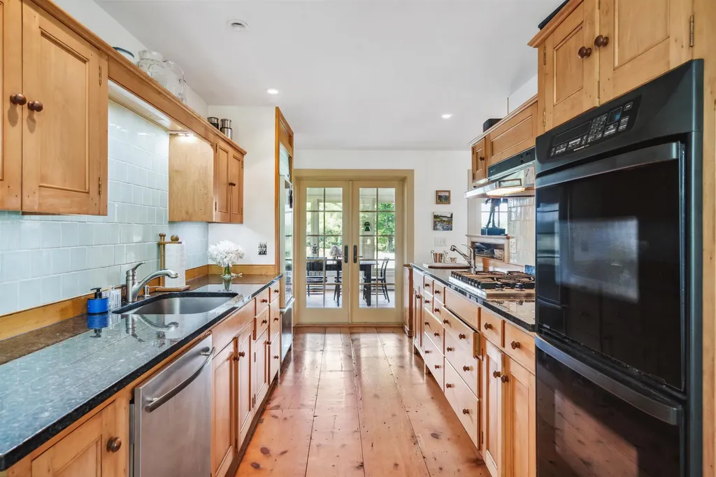 475 Elmendorf Road Shoreham VT 05770