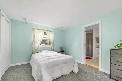 21 Joy Avenue Belmont NH 03220