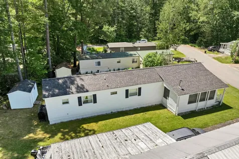 21 Joy Avenue Belmont NH 03220