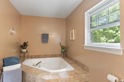 84 Long Pond Drive Milton VT 05468