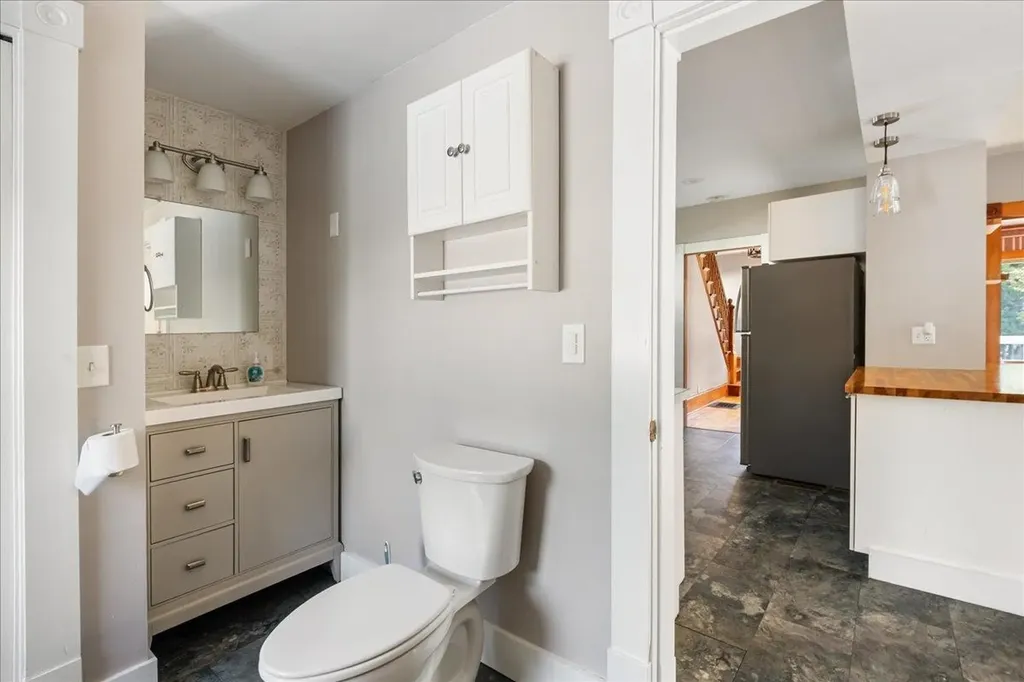 23 Beacon Street Barre City VT 05641