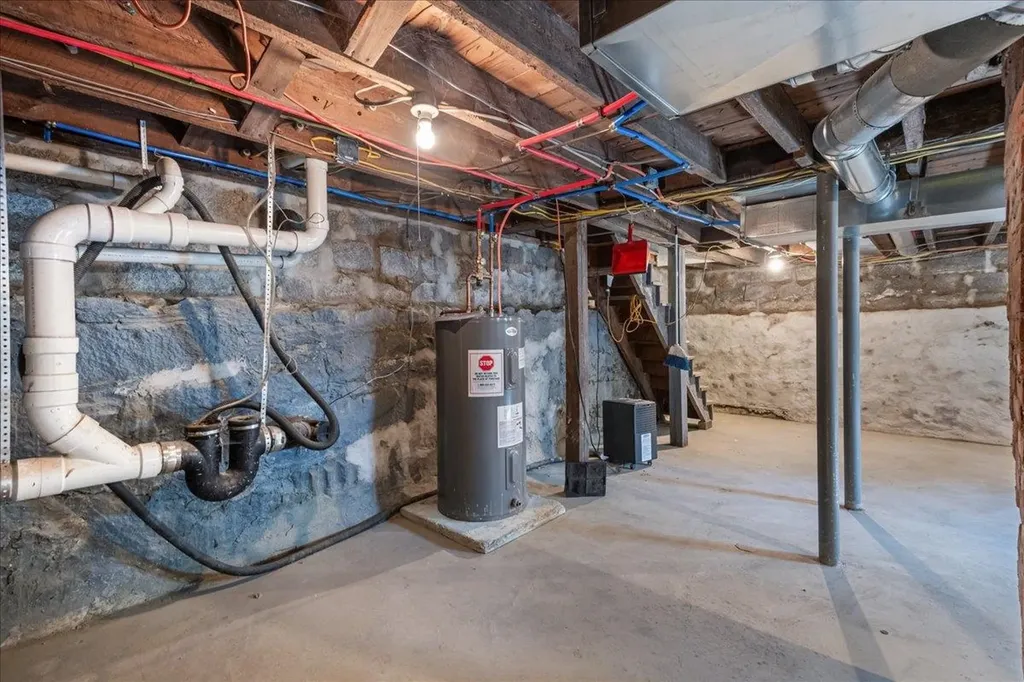 23 Beacon Street Barre City VT 05641