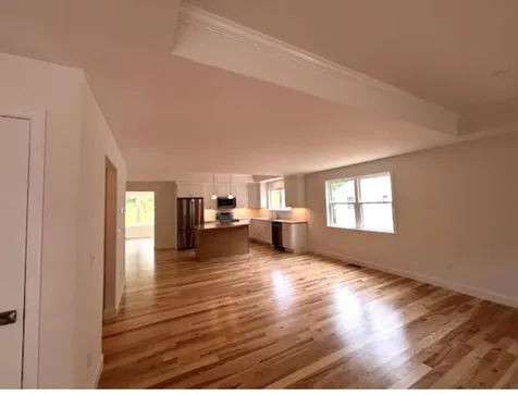 24 Edgewater Way Brentwood NH 03833