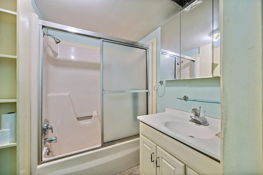 104 River Street Barre City VT 05641