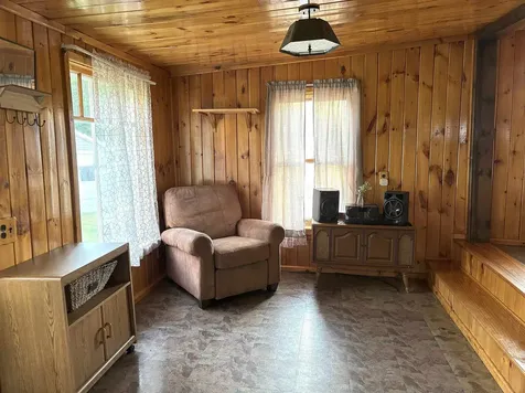 24 Braggs Bay Road Errol NH 03579