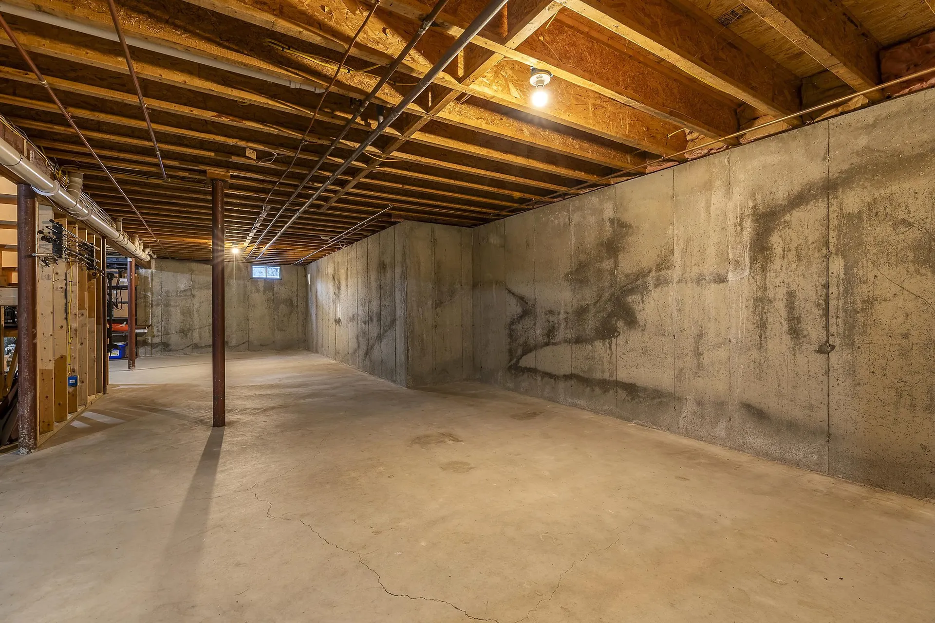 64 Gleason Farm Lane Jamaica VT 05343