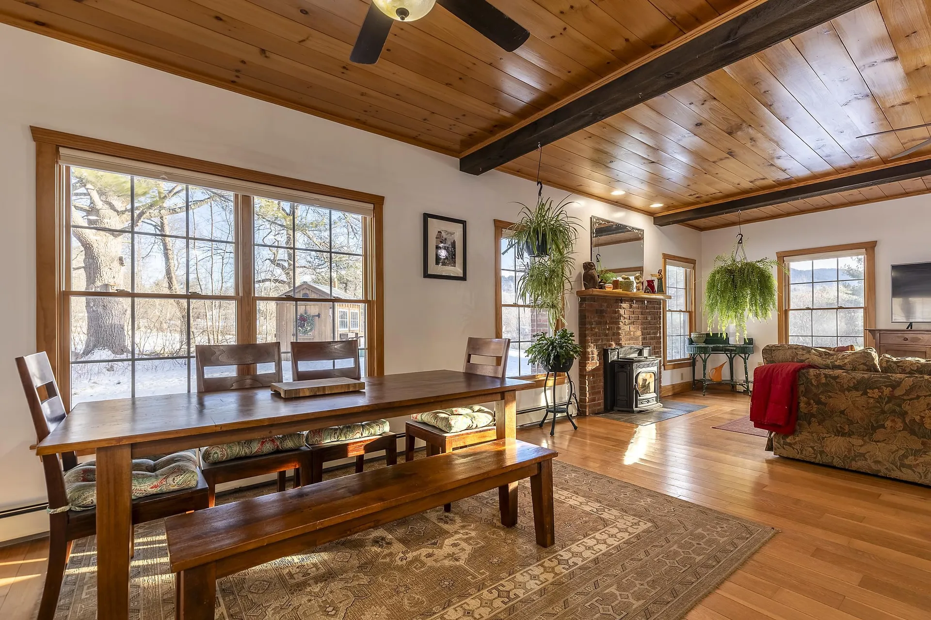 64 Gleason Farm Lane Jamaica VT 05343