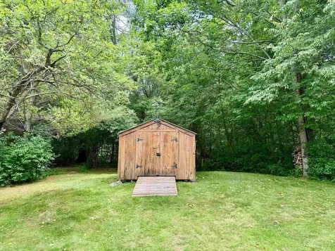 64 Gleason Farm Lane Jamaica VT 05343