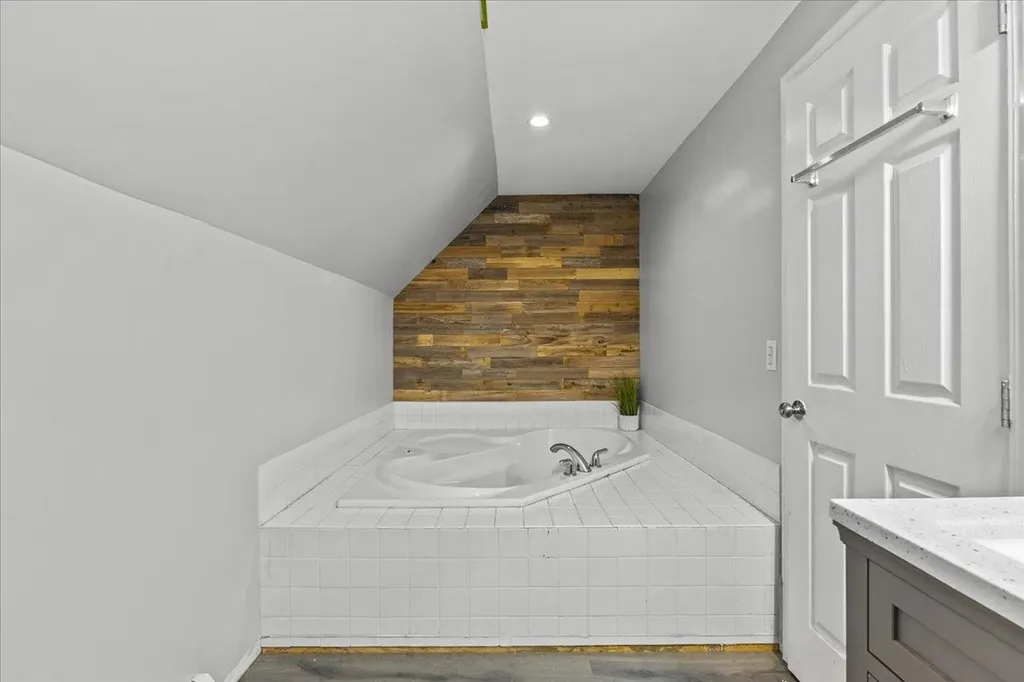 6 Guyette Circle St. Albans City VT 05478