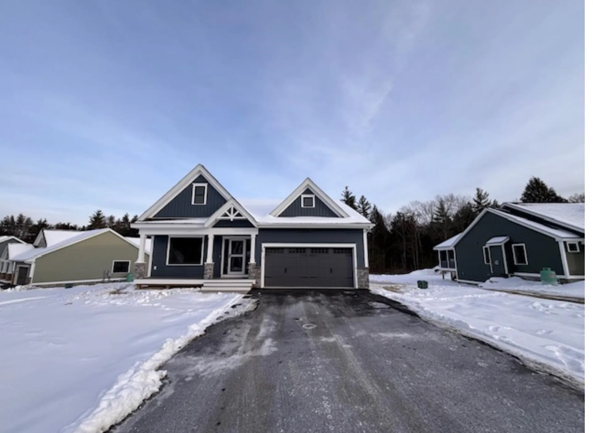 15 Edgewater Drive Brentwood NH 03833