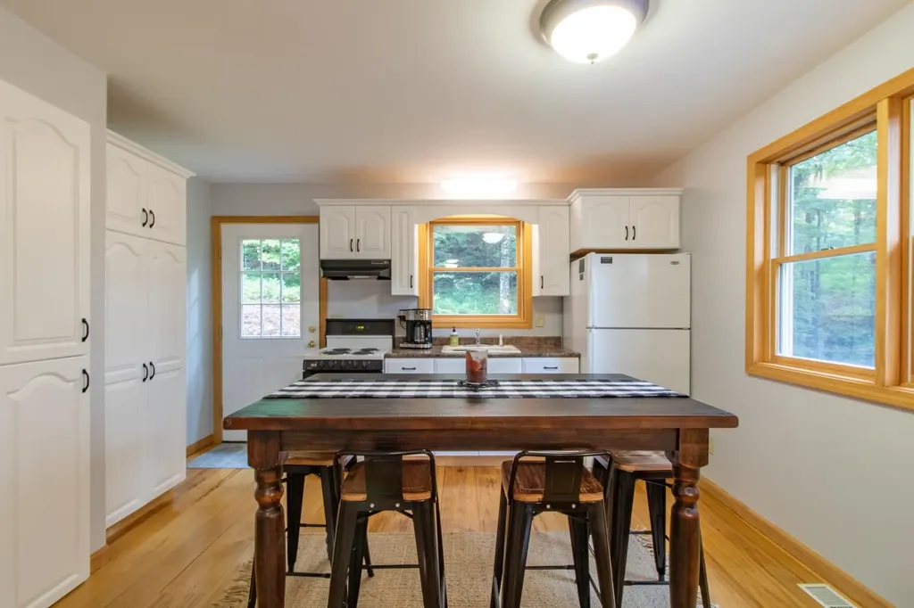 670 Wayeeses Shore Road Morgan VT 05853