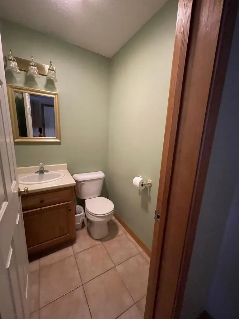 9 Crate Lane Canaan NH 03741