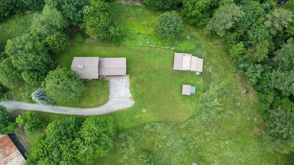 985 Slate Ledge Road Littleton NH 03561