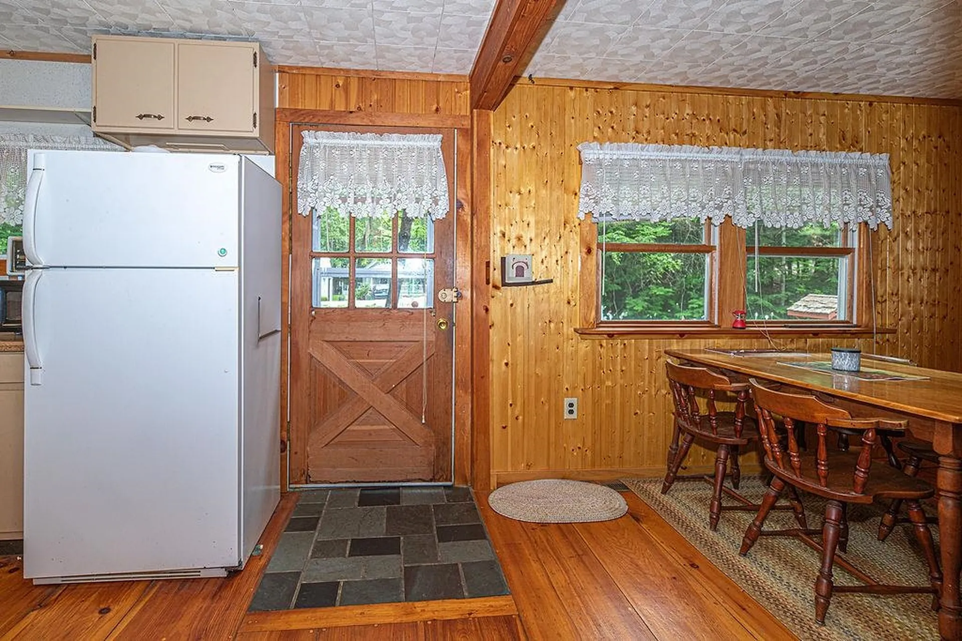 19 Boulder Pass Hillsborough NH 03244