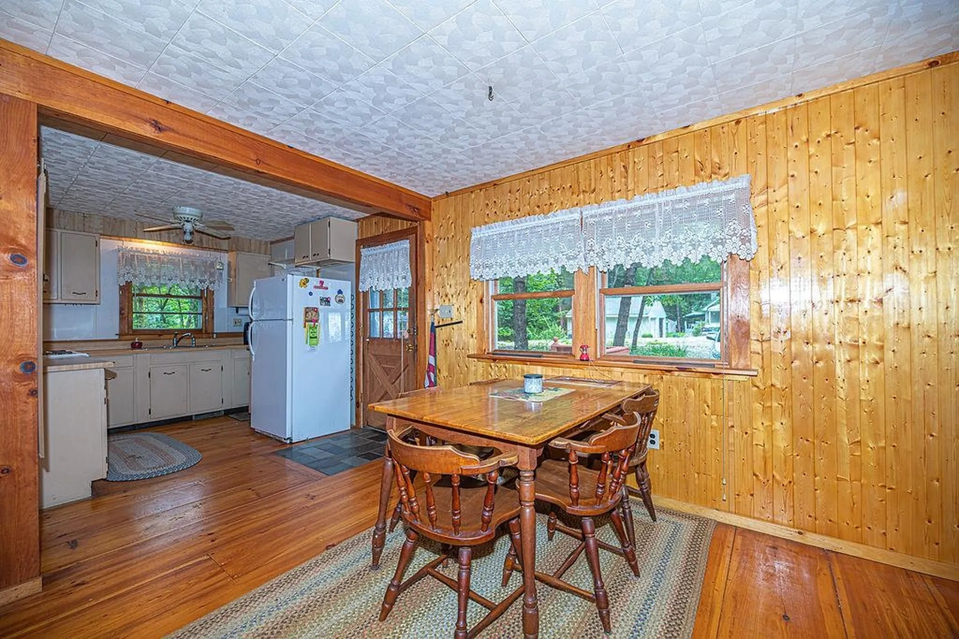 19 Boulder Pass Hillsborough NH 03244