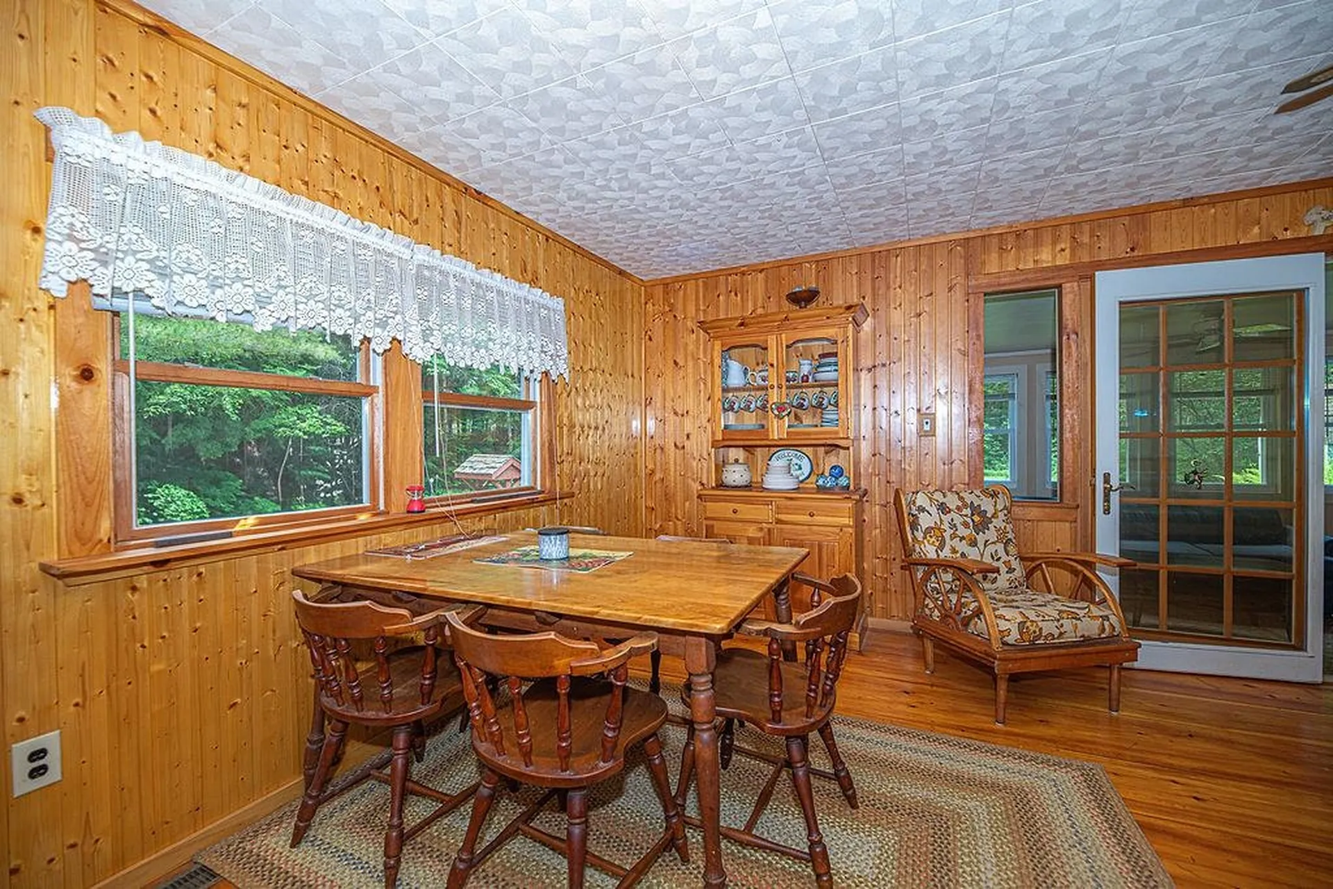 19 Boulder Pass Hillsborough NH 03244