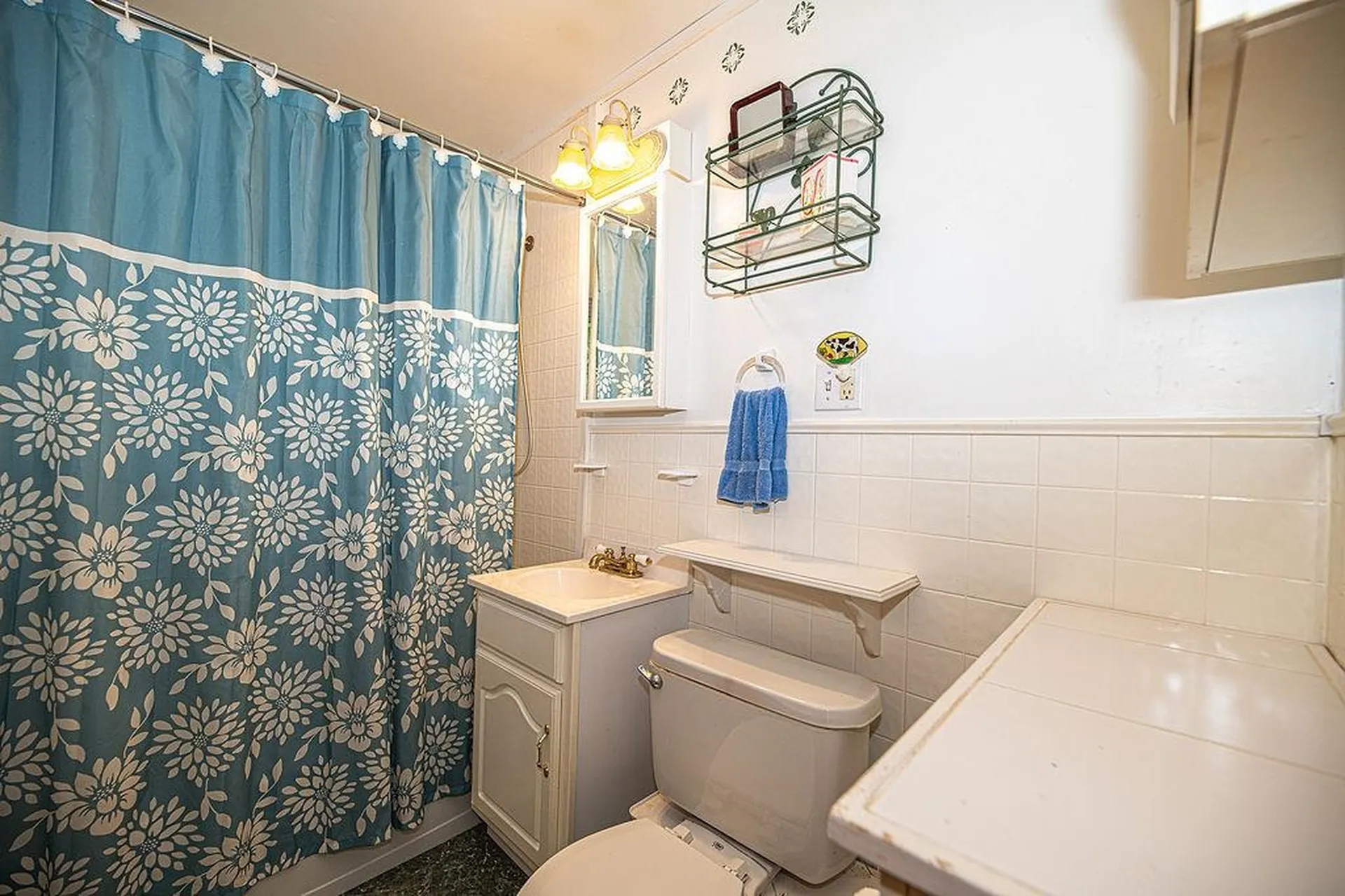 19 Boulder Pass Hillsborough NH 03244