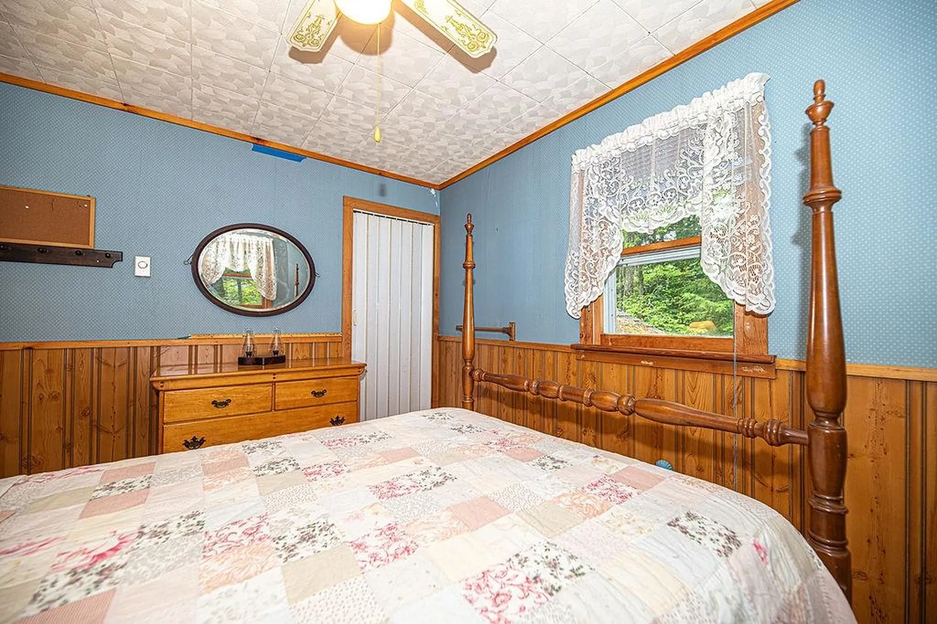 19 Boulder Pass Hillsborough NH 03244