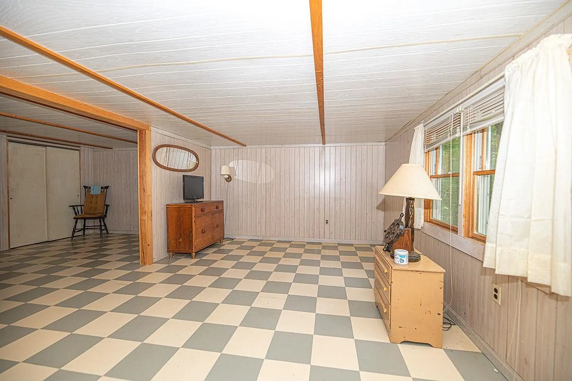 19 Boulder Pass Hillsborough NH 03244