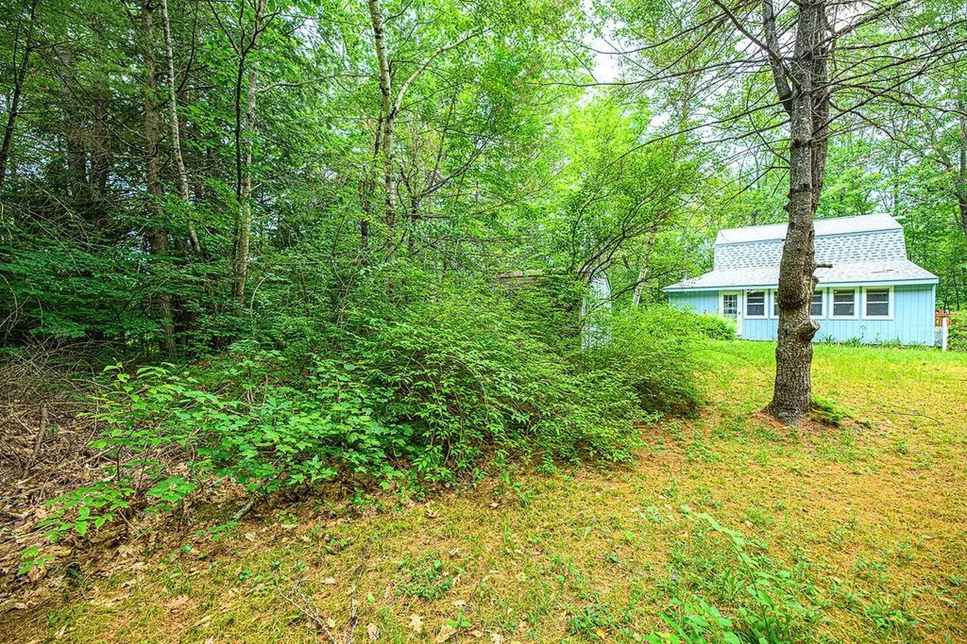 19 Boulder Pass Hillsborough NH 03244