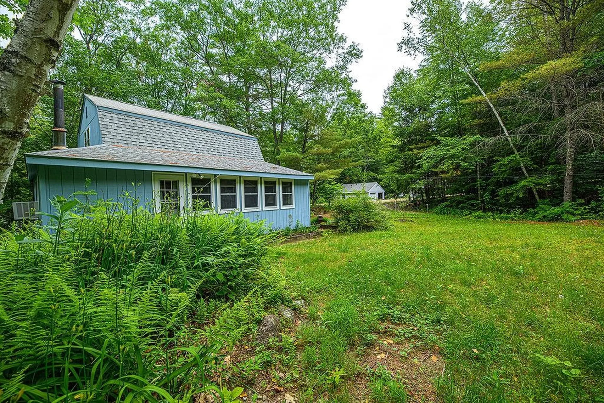 19 Boulder Pass Hillsborough NH 03244