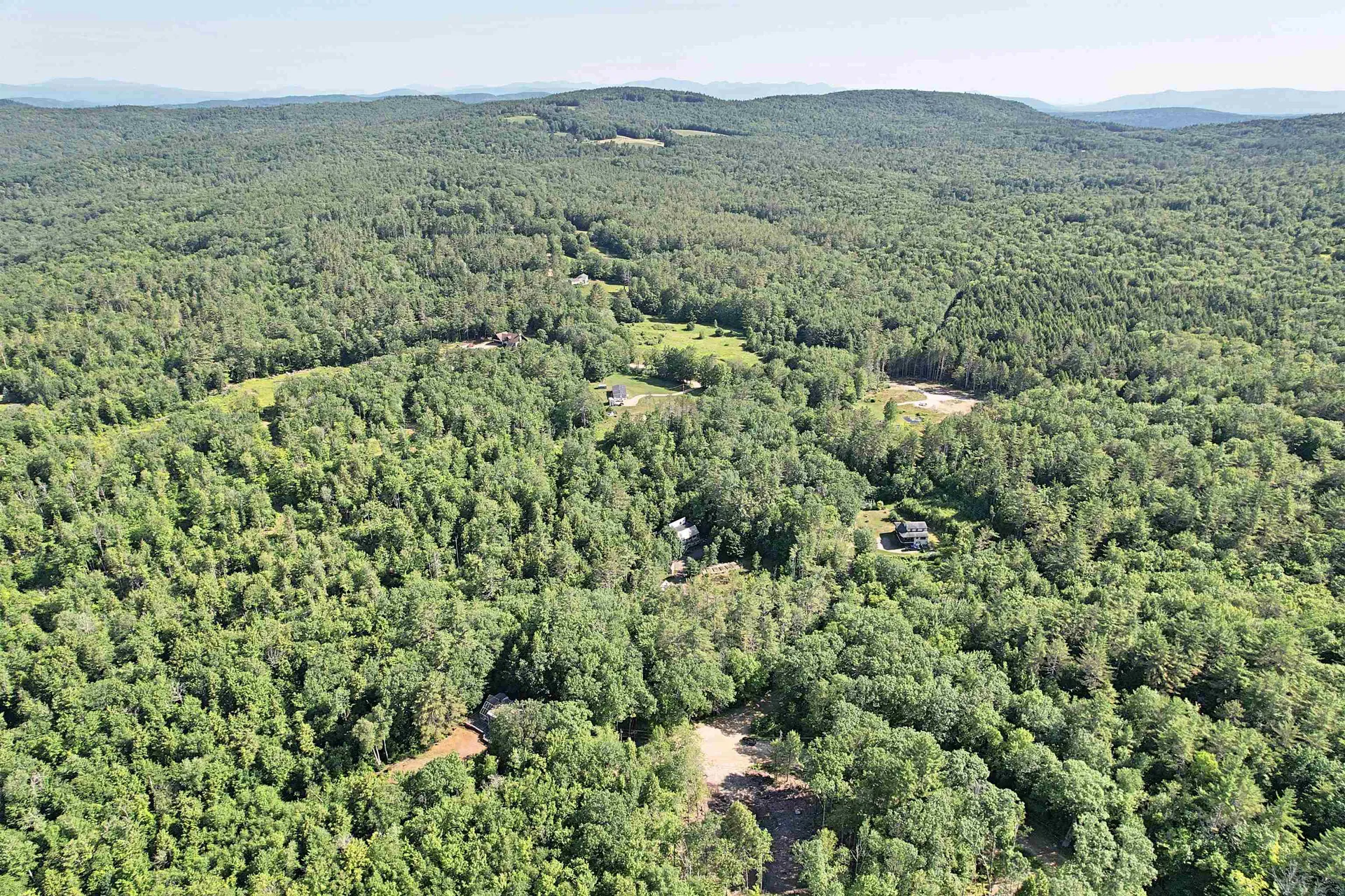 Eastman Hill Road Sanbornton NH 03269