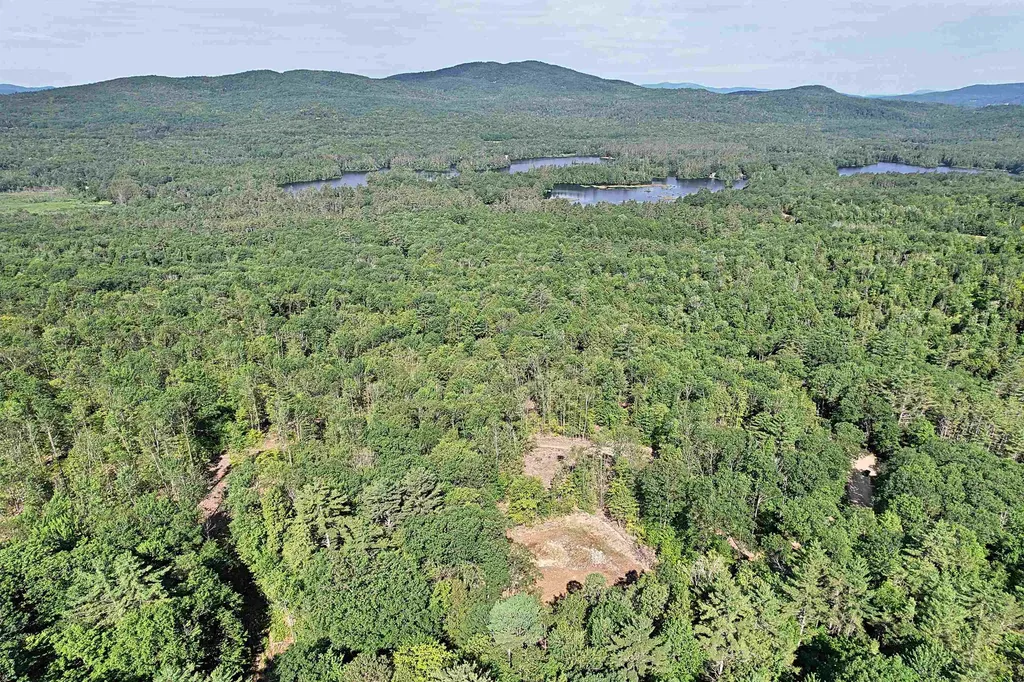 Eastman Hill Road Sanbornton NH 03269