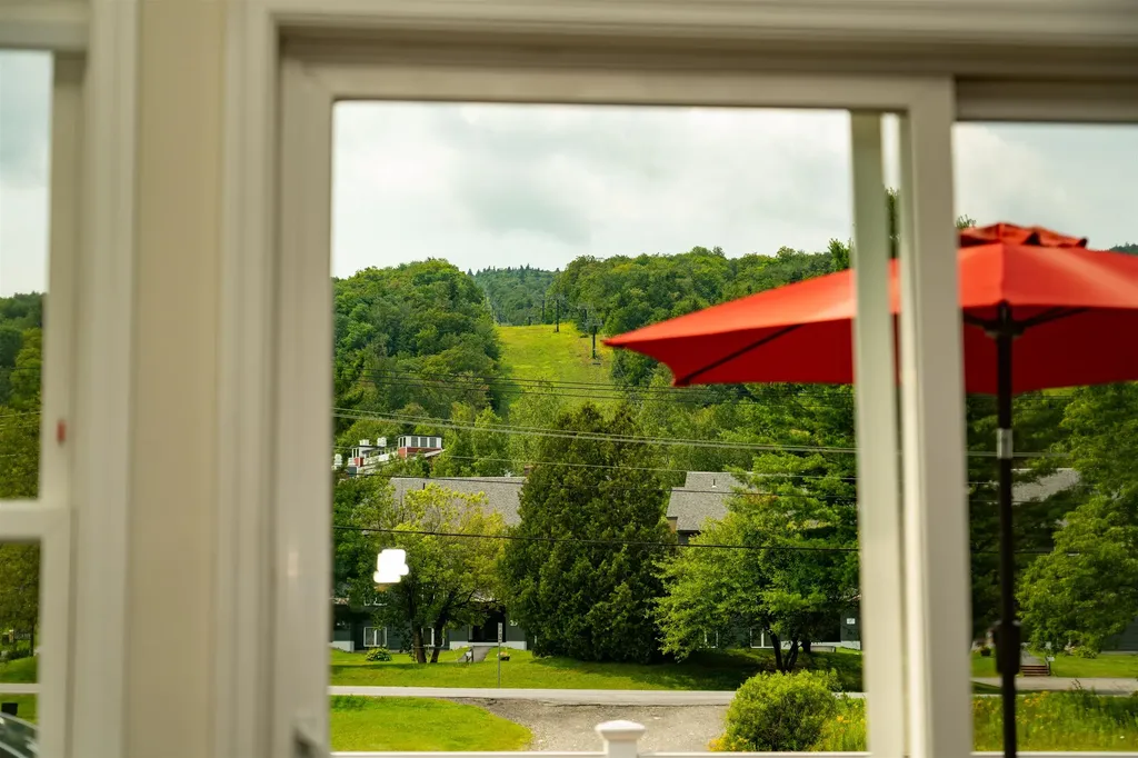 12 Encore Place Dover VT 05356