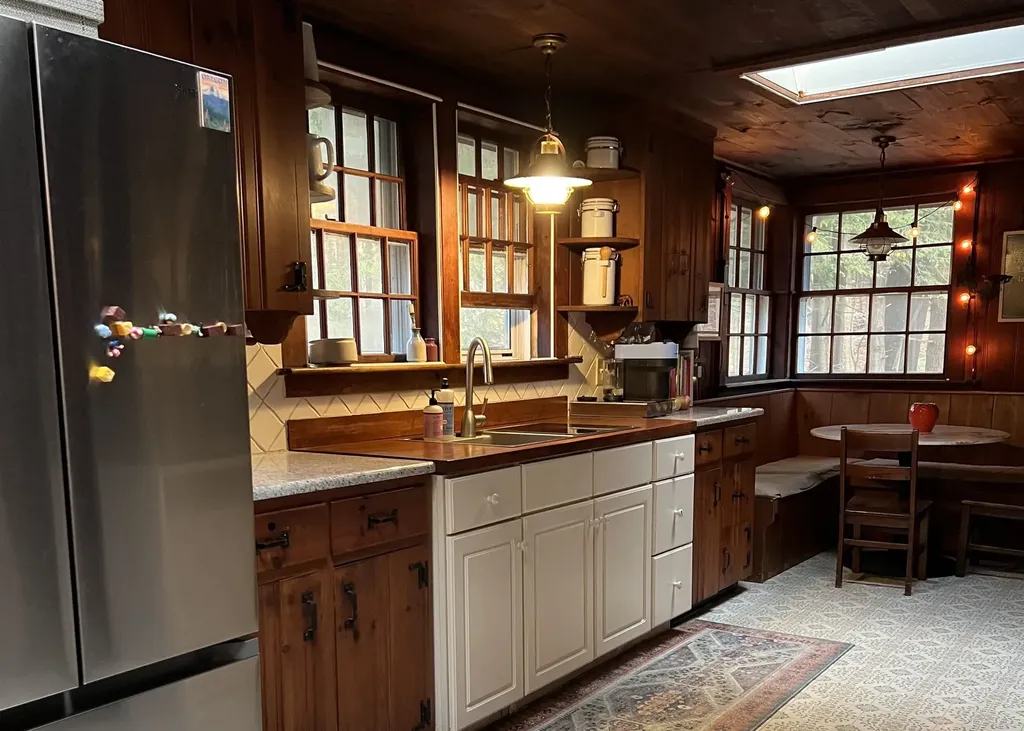 371 Vt Route 12 Hartland VT 05048