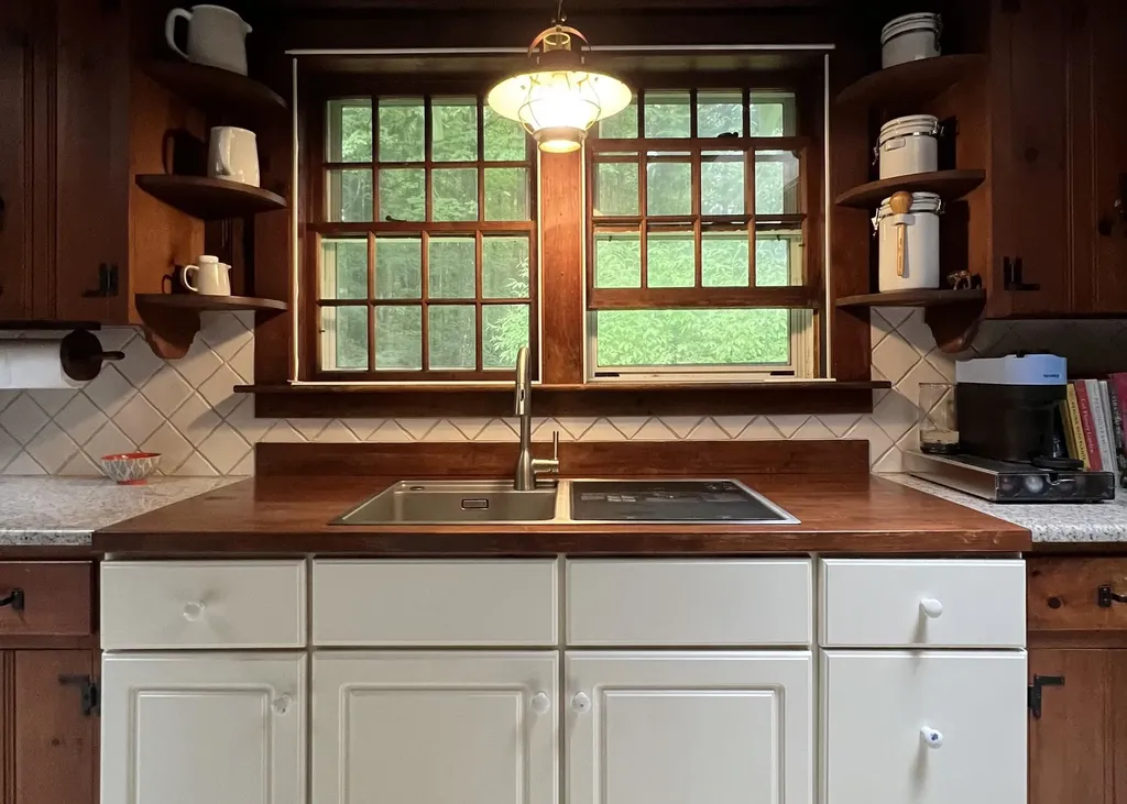 371 Vt Route 12 Hartland VT 05048