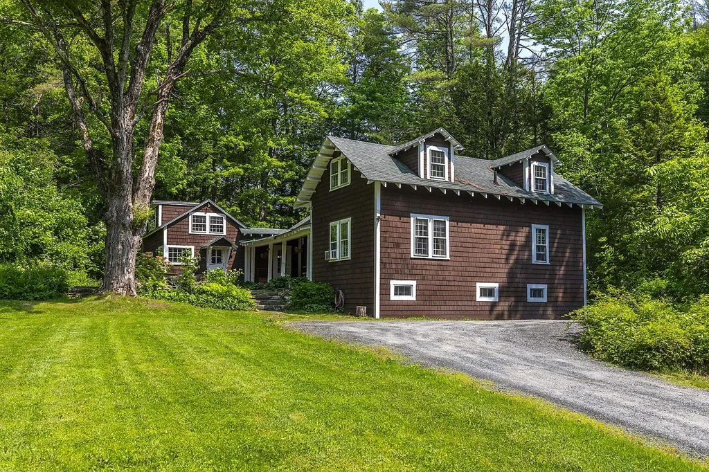 371 Vt Route 12 Hartland VT 05048