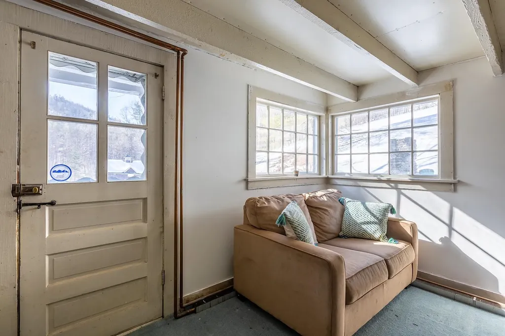 371 Vt Route 12 Hartland VT 05048