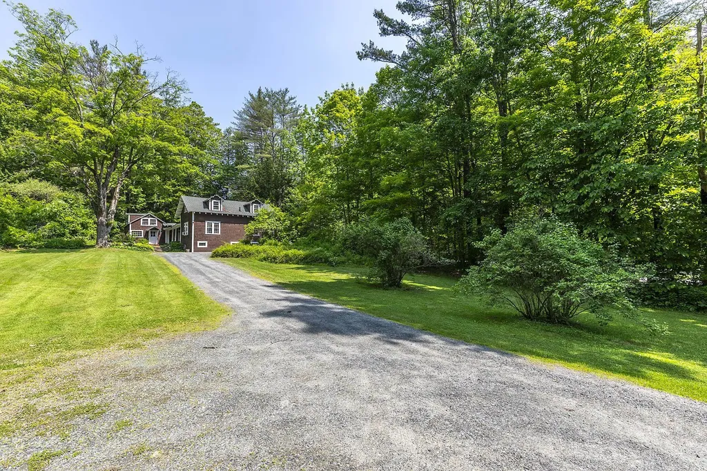 371 Vt Route 12 Hartland VT 05048