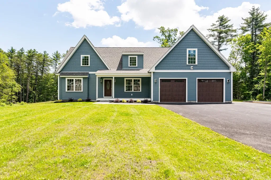 15 Pine Street Rollinsford NH 03869