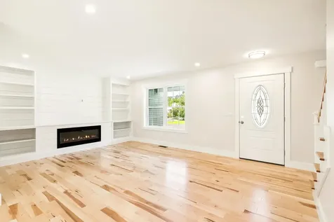 15 Pine Street Rollinsford NH 03869