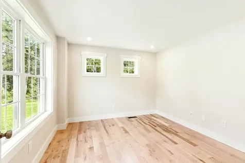 15 Pine Street Rollinsford NH 03869